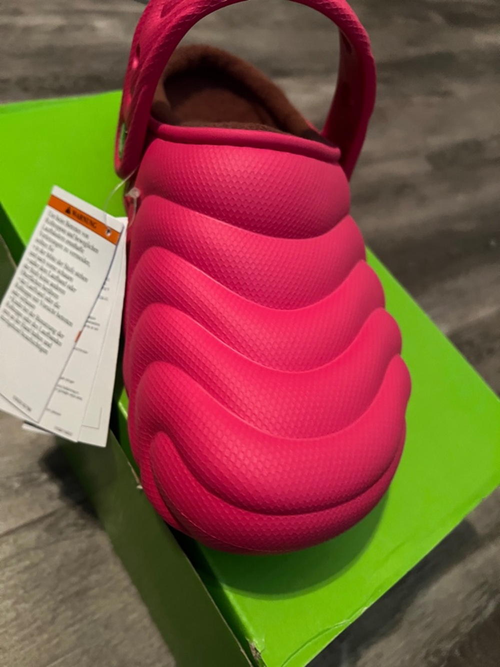 Crocs Classic Lined Overpuff Clog Dragon Fruit Pink Fleece Lined M5 W7 NWT - Picture 2 of 5